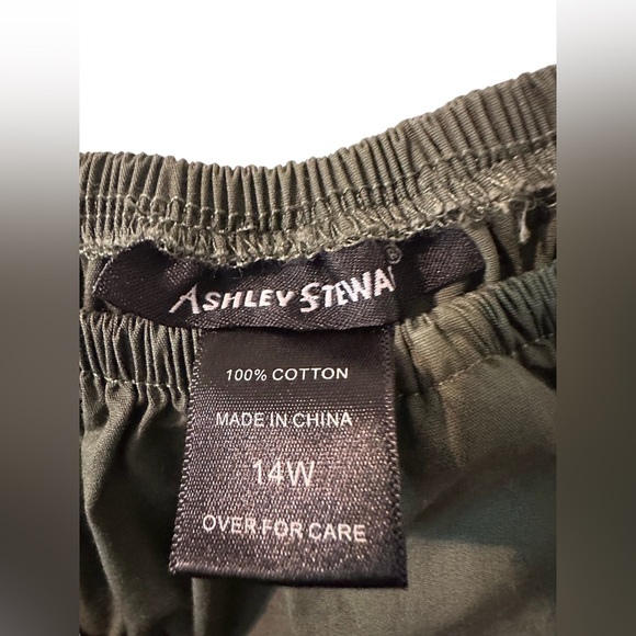 Ashley Stewart Olive Green Top 🫒 (NWOT) - Picture 2 of 3